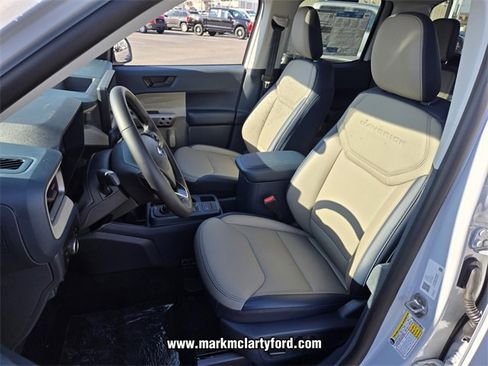 New 2026 Ford Maverick Lariat w/ 4K Tow Package image 7