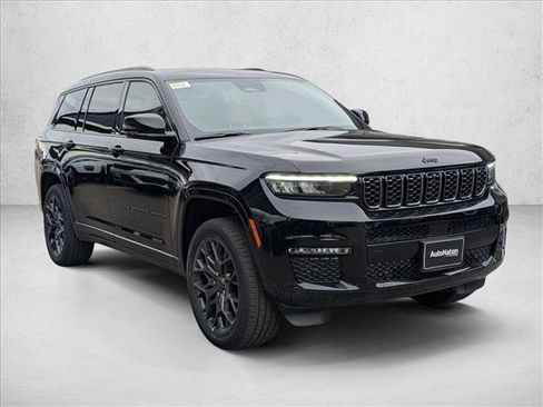 New 2025 Jeep Grand Cherokee L Summit w/ Obsidian Package image 6