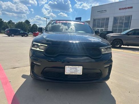 Used 2023 Dodge Durango GT RWD image 2