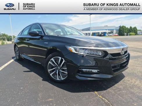 Used 2020 Honda Accord Touring image 1