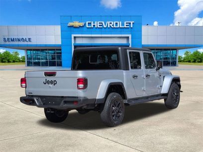 Used 2023 Jeep Gladiator Sport
