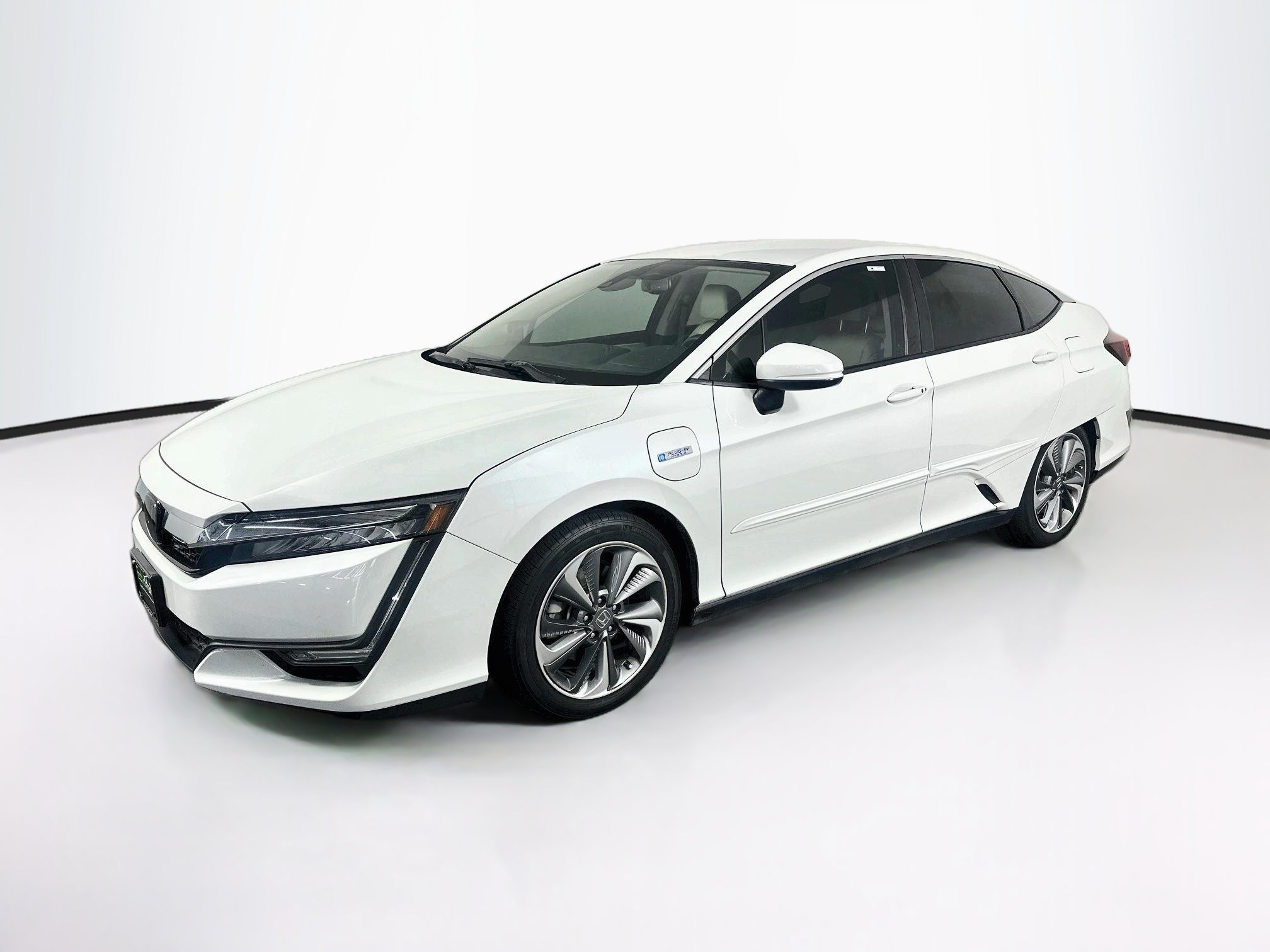 Used 2018 Honda Clarity Touring image 3
