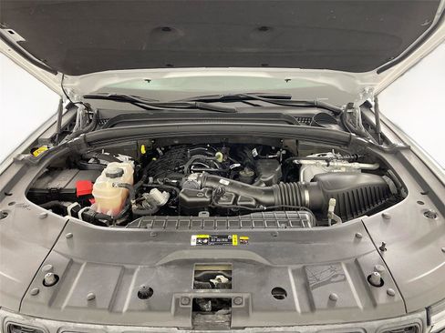 Used 2023 Jeep Grand Cherokee L Laredo image 31