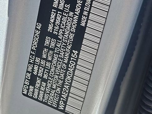 Used 2019 Porsche Cayenne E-Hybrid image 29