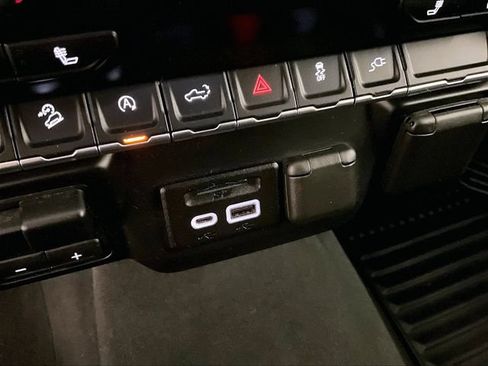 Used 2019 Chevrolet Silverado 1500 LT w/ All-Star Edition AWD/4WD image 31