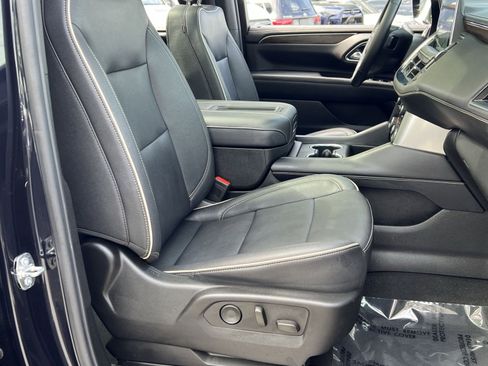 Used 2023 Chevrolet Tahoe Premier AWD/4WD image 34