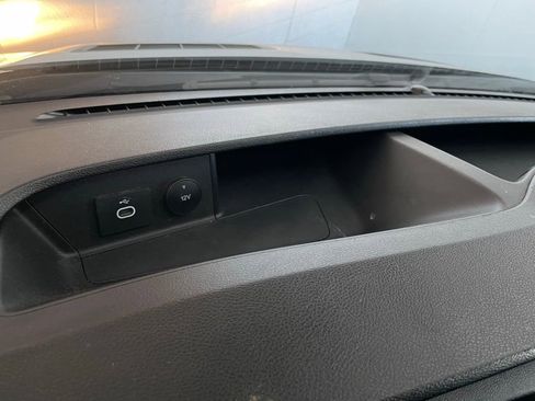 Used 2023 Ford Transit 350 XLT image 51