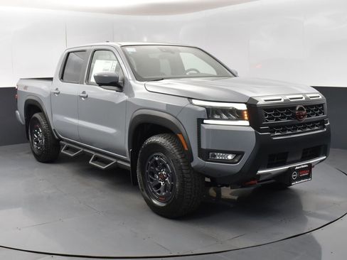 New 2026 Nissan Frontier PRO-4X w/ Pro-4x Convenience Package image 1