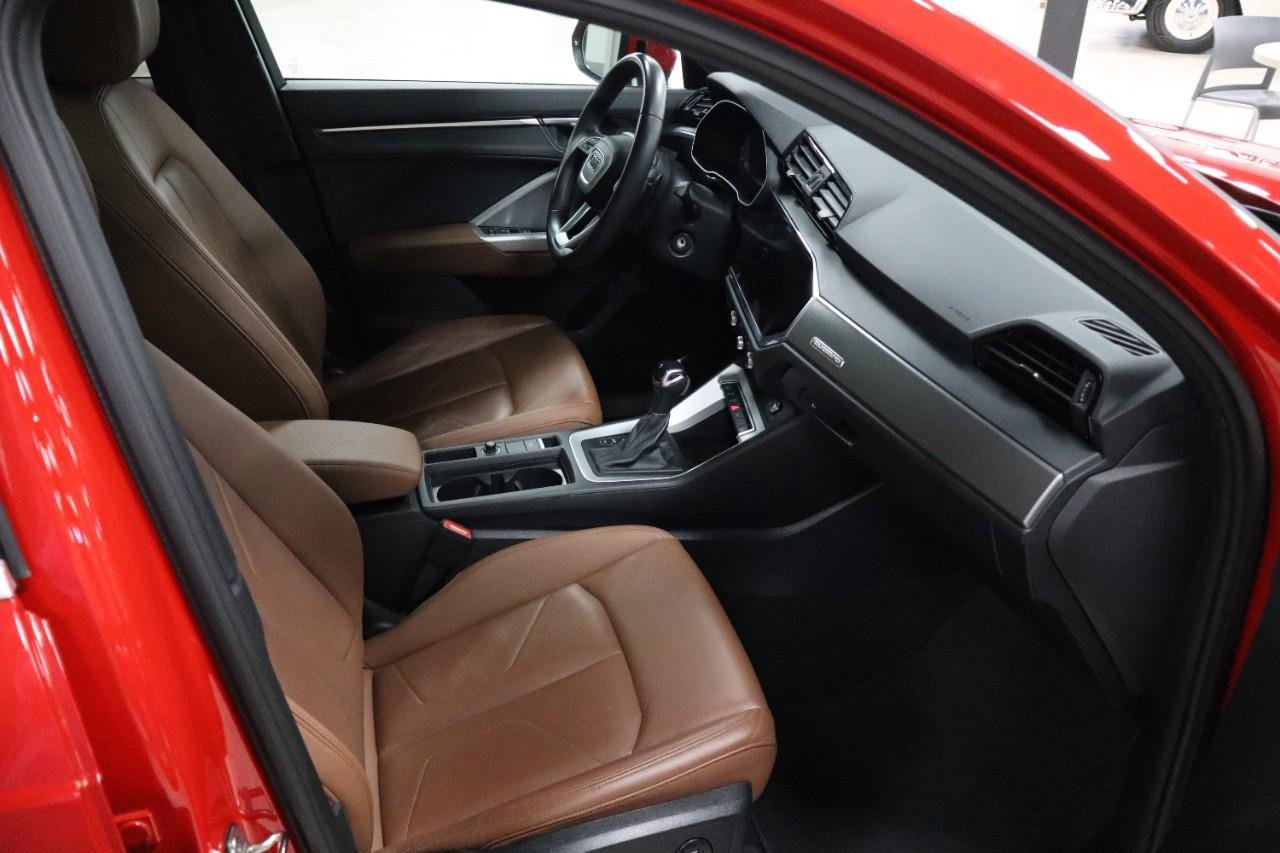 Used 2025 Audi Q3 2.0T Premium AWD/4WD image 23
