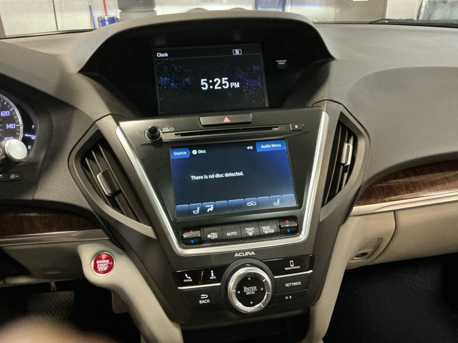Used 2020 Acura MDX SH-AWD image 12