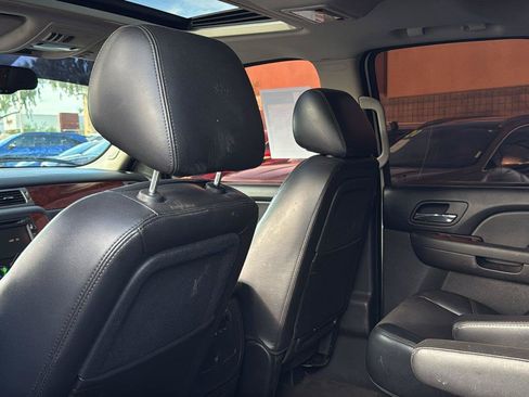 Used 2011 Chevrolet Tahoe LTZ RWD image 24