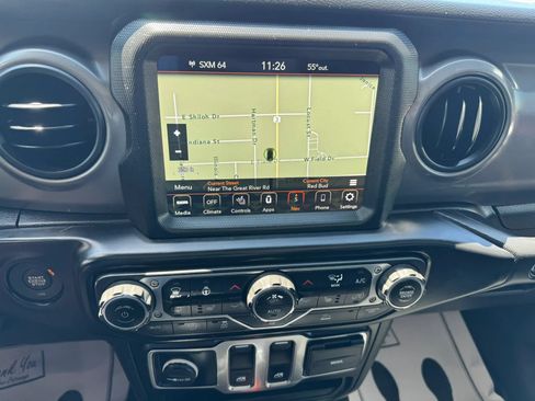 Used 2022 Jeep Wrangler Sport AWD/4WD image 7