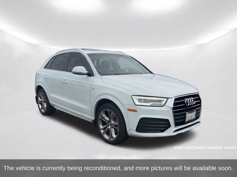Used 2018 Audi Q3 2.0T Premium Plus w/ Premium Plus Package FWD image 3