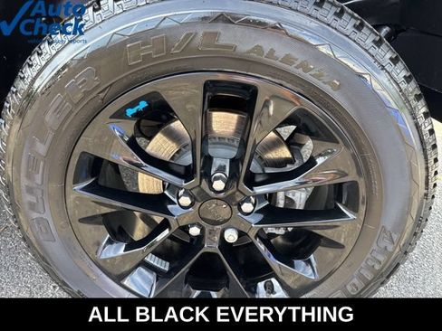 Used 2023 Jeep Wrangler Unlimited Sahara w/ Cold Weather Group AWD/4WD image 14