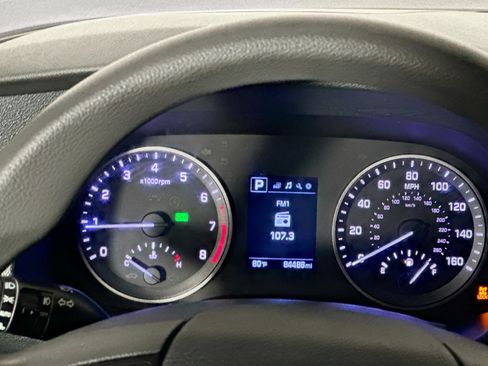 Used 2017 Hyundai Tucson SE w/ SE Popular Package 02 AWD/4WD image 32