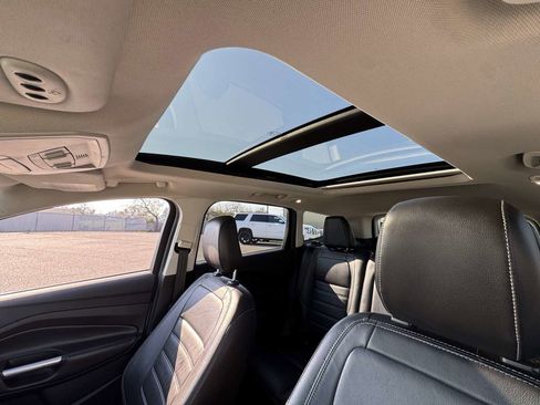 Used 2018 Ford Escape Titanium image 36