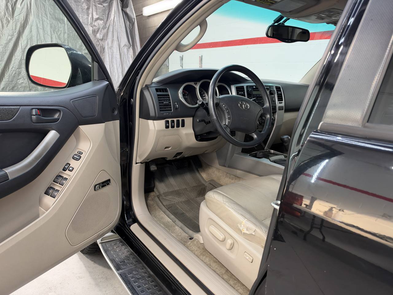 Used 2004 Toyota 4Runner Limited AWD/4WD image 18