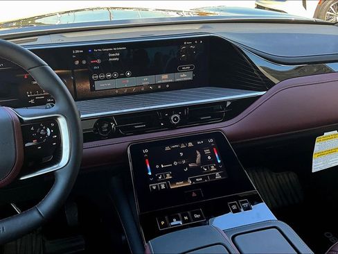 New 2026 INFINITI QX80 Autograph w/ Premium Cargo Package image 19