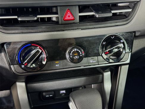 Certified 2026 Kia Seltos LX AWD/4WD image 16