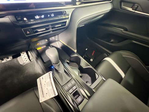 New 2026 Toyota Camry SE FWD image 25