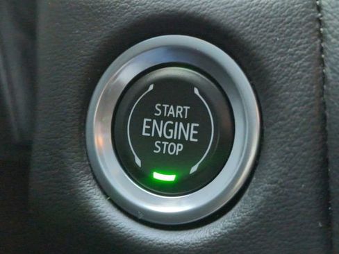 Used 2023 Chevrolet Tahoe LT w/ Luxury Package image 16