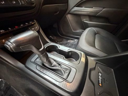 Used 2019 GMC Canyon All Terrain w/ Trailering Package AWD/4WD image 19
