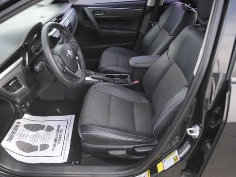 Used 2015 Toyota Corolla S image 9