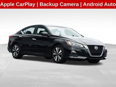 Used 2021 Nissan Altima 2.5 SV