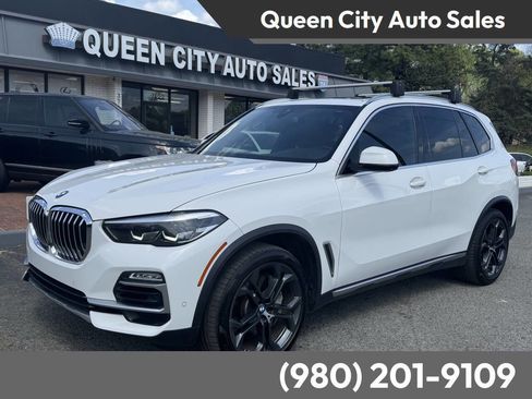 Used 2019 BMW X5 xDrive50i w/ Luxury Seating Package AWD/4WD image 1
