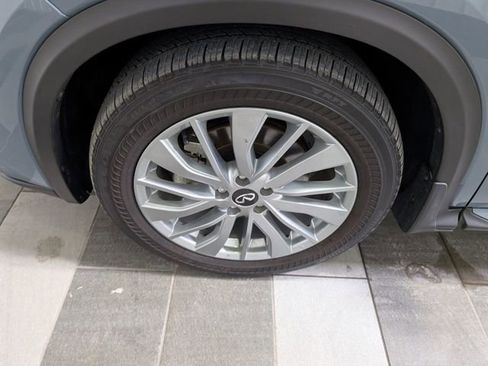 Used 2023 INFINITI QX50 Luxe AWD/4WD image 7