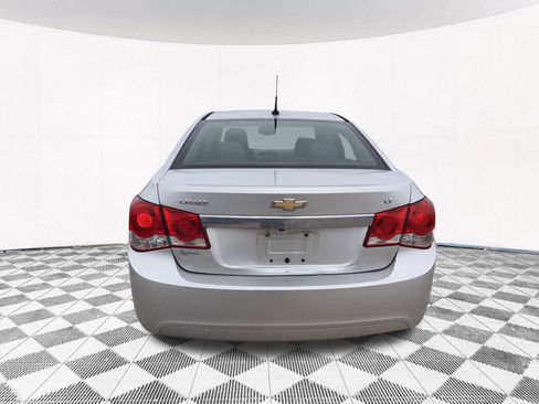 Used 2014 Chevrolet Cruze LT image 10