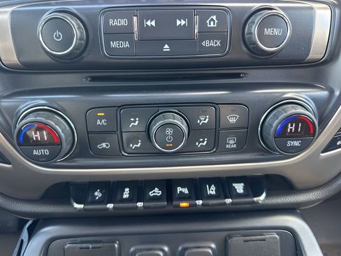 Used 2019 GMC Sierra 3500 Denali image 20