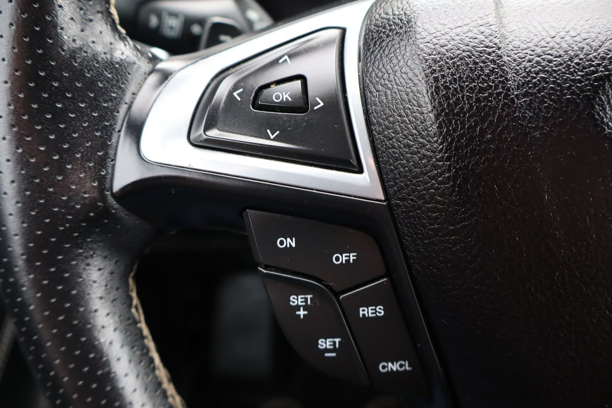 Used 2023 Ford Edge ST AWD/4WD image 29