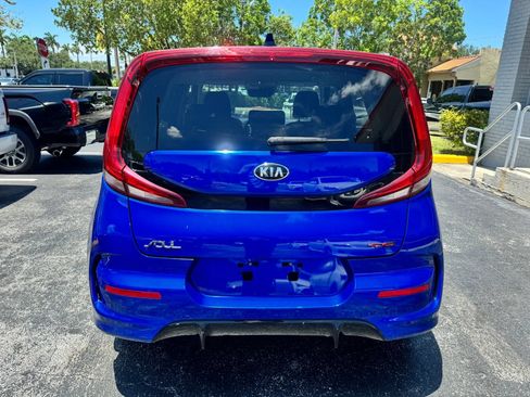 Used 2020 Kia Soul GT-Line FWD image 7
