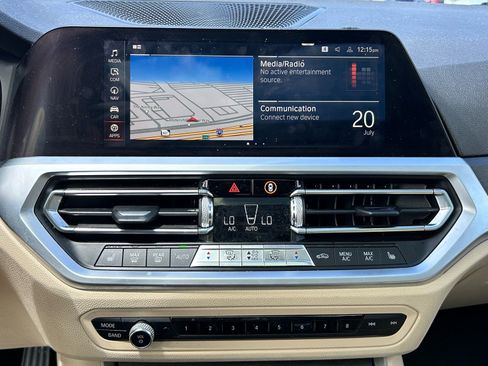 Used 2019 BMW 330i Sedan w/ Convenience Package RWD image 19
