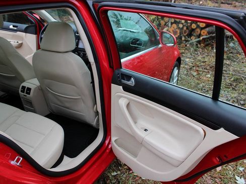 Used 2013 Volkswagen Jetta SE image 31