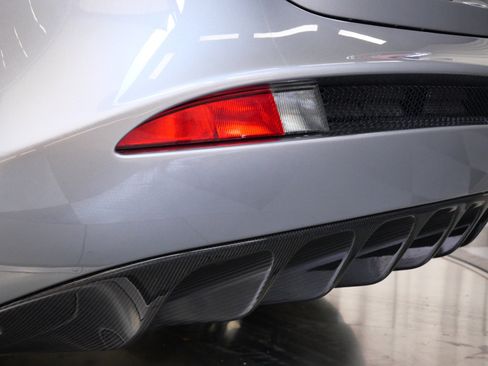 Used 2009 Mercedes-Benz SLR image 48