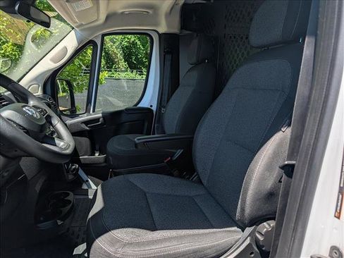 Used 2023 RAM ProMaster 2500 FWD image 21