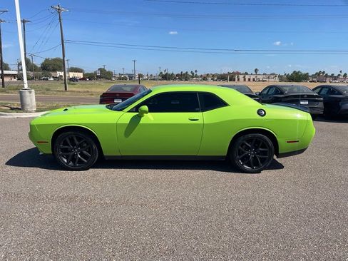 Used 2023 Dodge Challenger SXT w/ Blacktop Package RWD image 4
