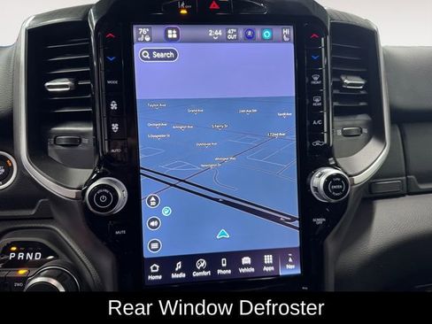 New 2026 RAM 1500 4x4 Crew Cab image 14