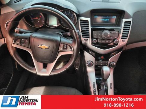 Used 2012 Chevrolet Cruze LT image 26