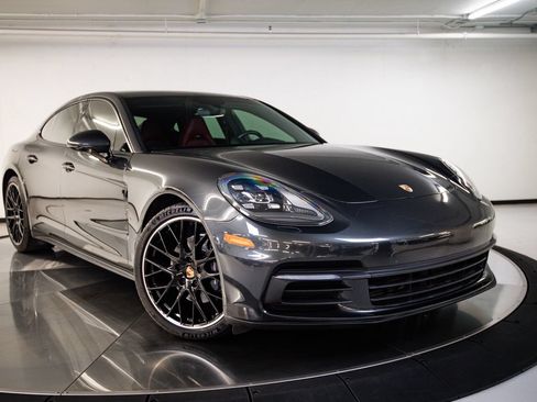 Used 2018 Porsche Panamera 4 AWD/4WD image 9