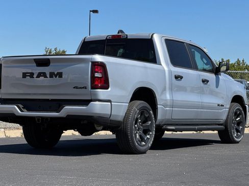 New 2026 RAM 1500 Express AWD/4WD image 3