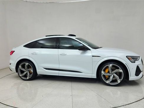 Used 2023 Audi e-tron S Prestige w/ Prestige Package image 63