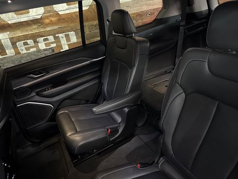 Used 2021 Jeep Grand Cherokee L Limited w/ Trailer Tow Group (B) image 13