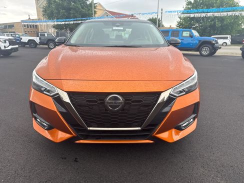Used 2020 Nissan Sentra SR FWD image 3