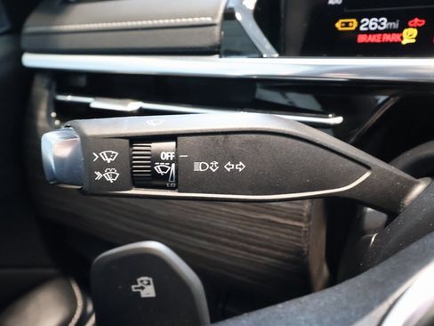 Used 2024 GMC Sierra EV Denali image 16