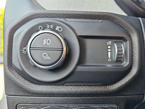 Used 2026 Jeep Gladiator Sport AWD/4WD image 25