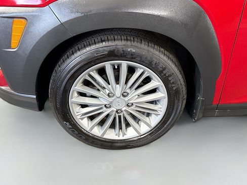 Used 2020 Hyundai Kona SEL FWD image 38