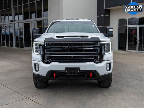 Used 2021 GMC Sierra 2500 AT4 w/ AT4 Preferred Package image 2